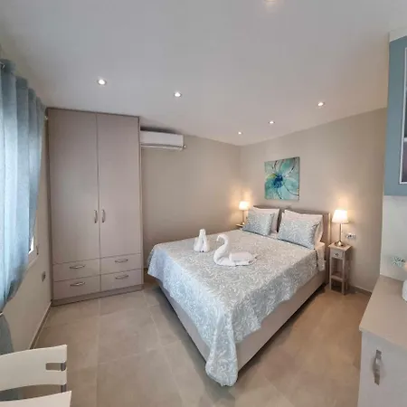 Fiore , 200m From Square Argostoli (Kefalonia)