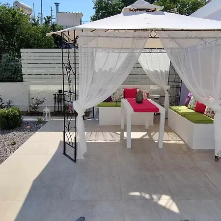 Fiore , 200m From Square *